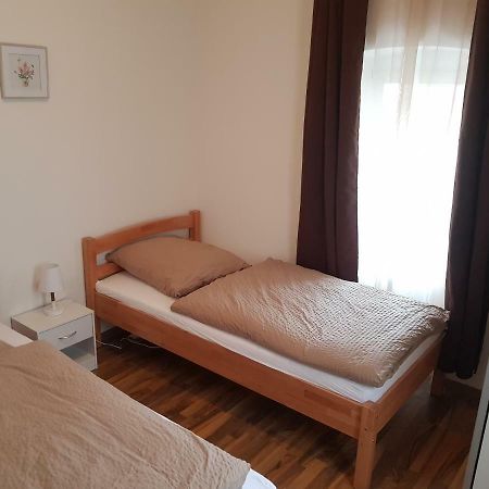 Ferienwohnung Liebeskummer Трабен-Трарбах Екстериор снимка